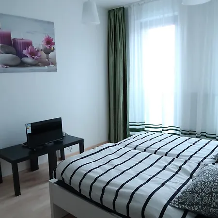 Garden Tower Studio Apartamento *